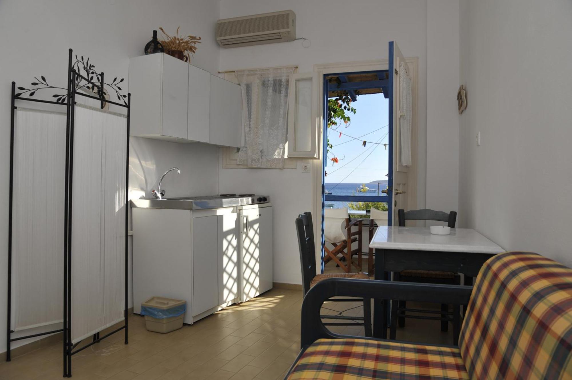 George'S Beach Studios Алики Номер фото