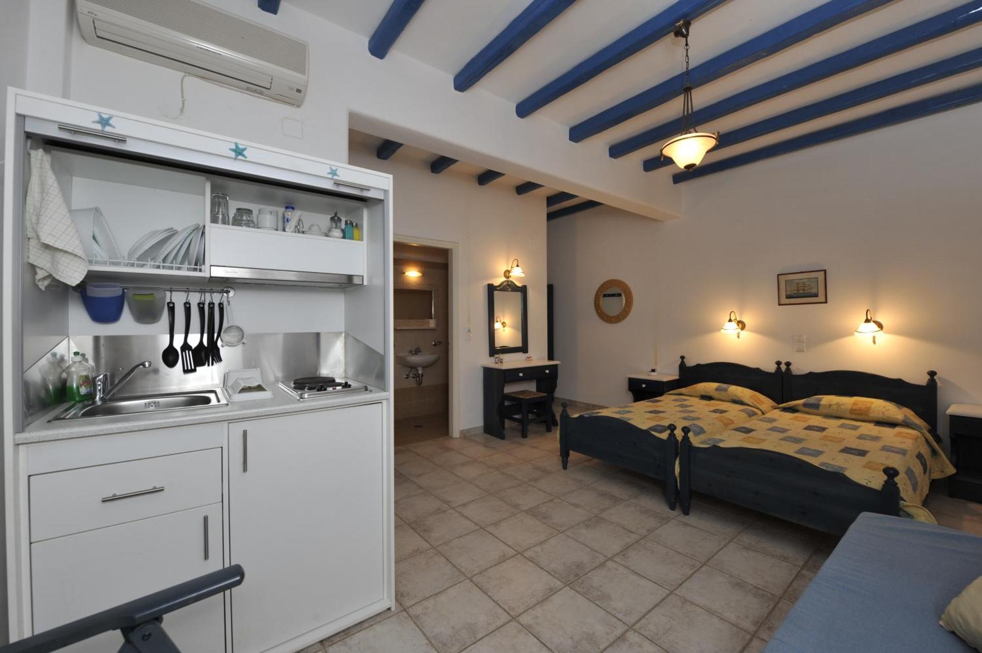 George'S Beach Studios Алики Экстерьер фото